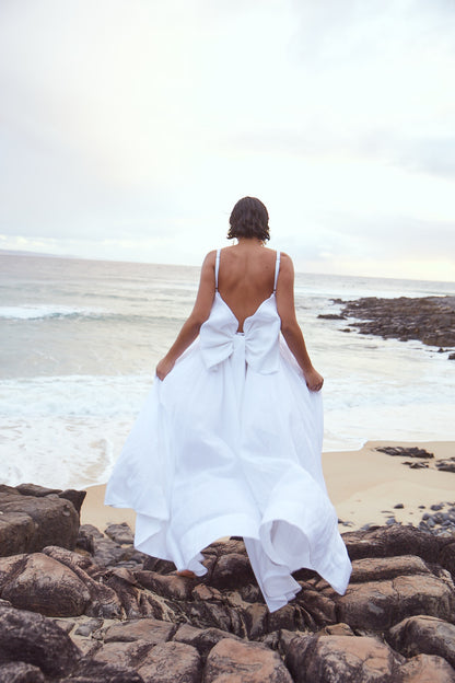 Kiara Gown Daisy White Linen